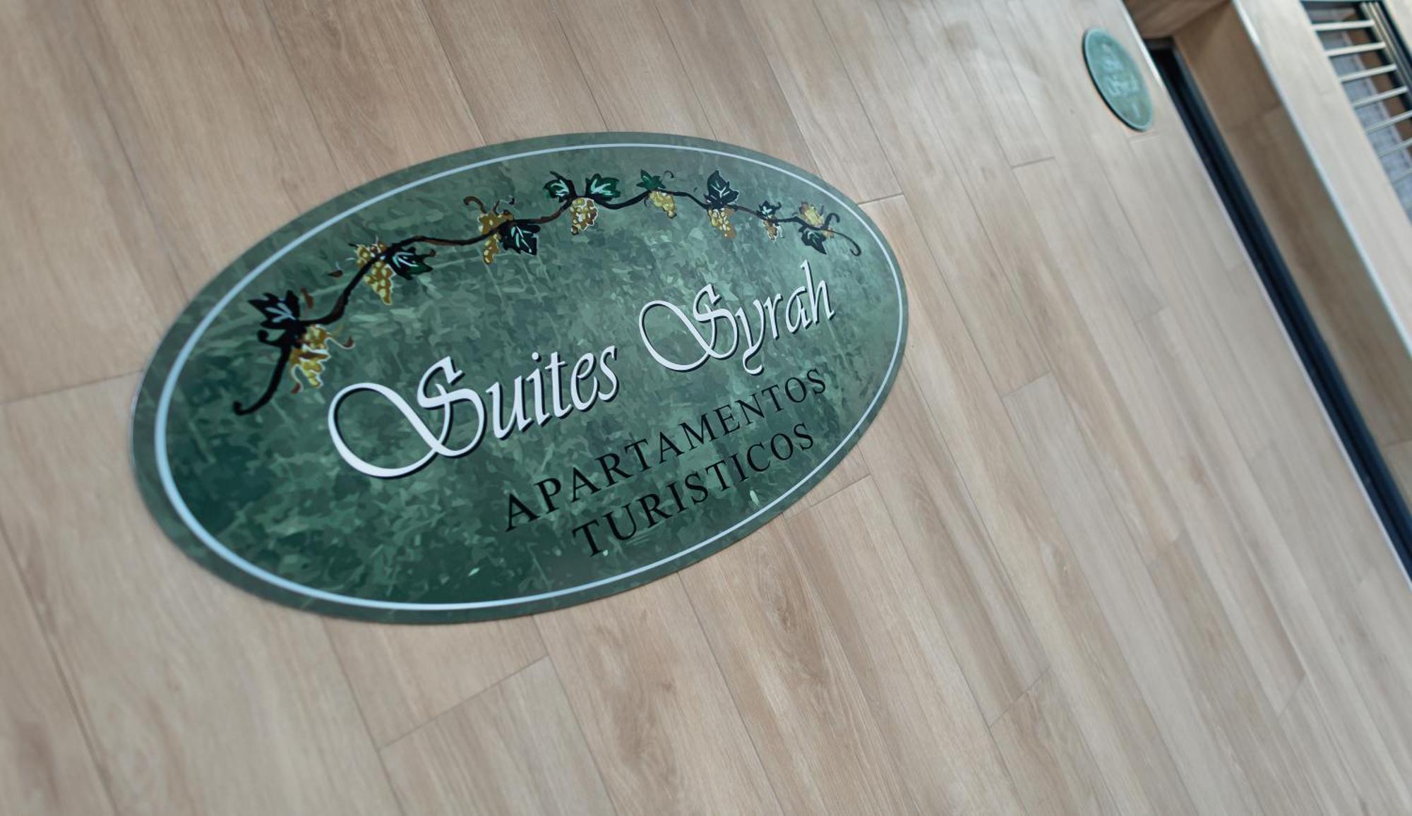 Apartamentos Luxury Suites Syrah Almendralejo Exteriör bild